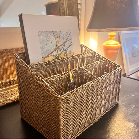 Basket - Picture 7 of 9